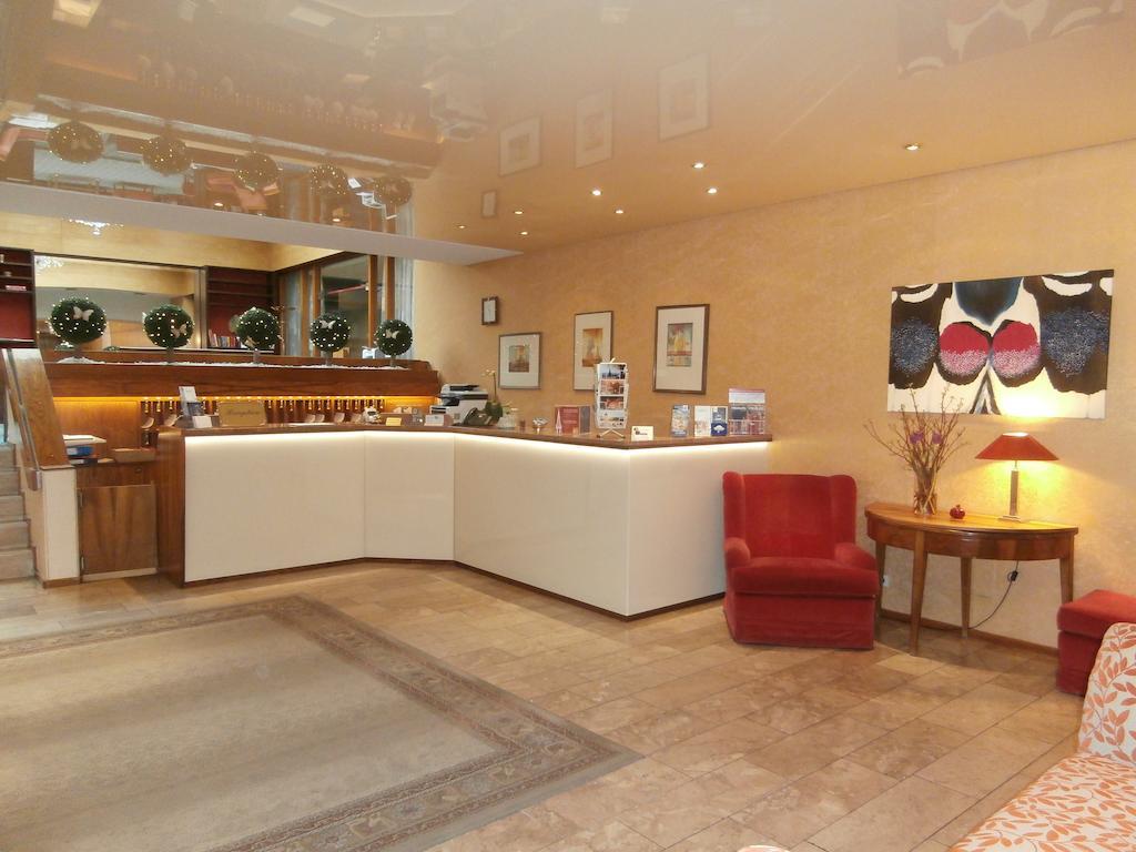 Central Hotel Hotel Fryburg Bryzgowijski